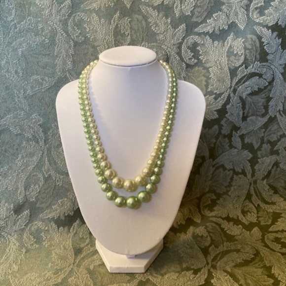 Vintage Two Strand Faux Pearl Necklace - Picture 8 of 11